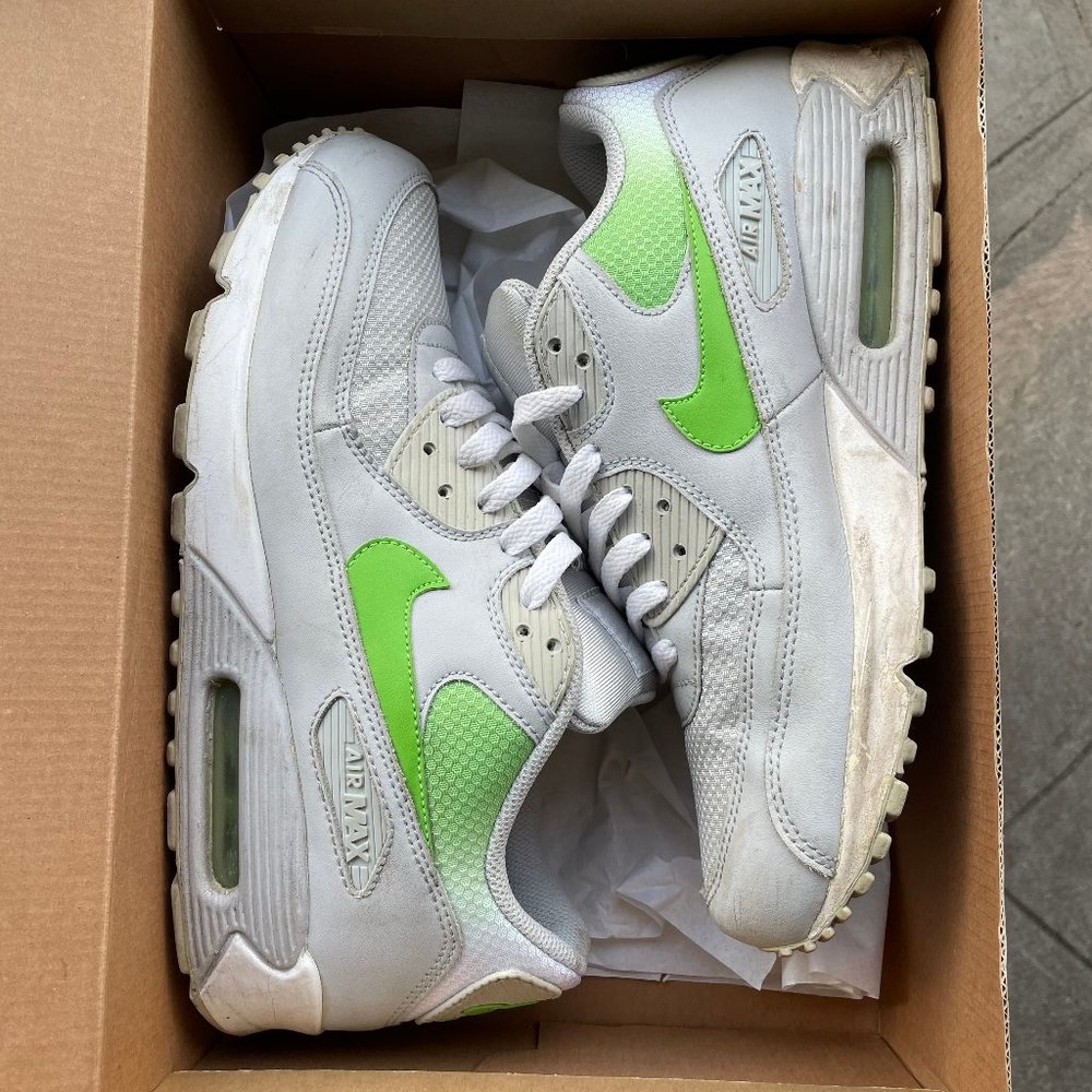 Nike Air Max 90 Ntrl Grey/Green 9.5 2008